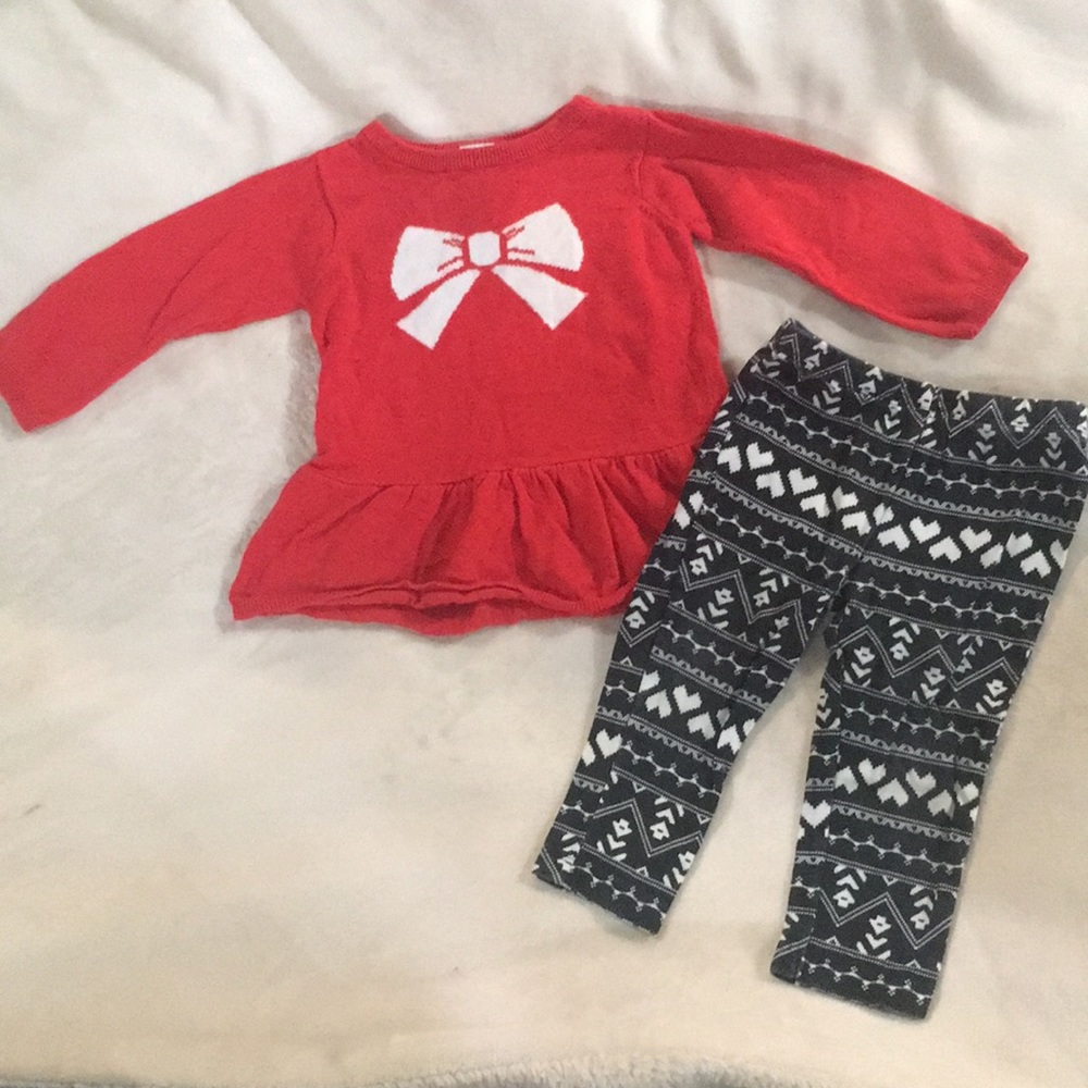 Carter’s sweater top with leggings